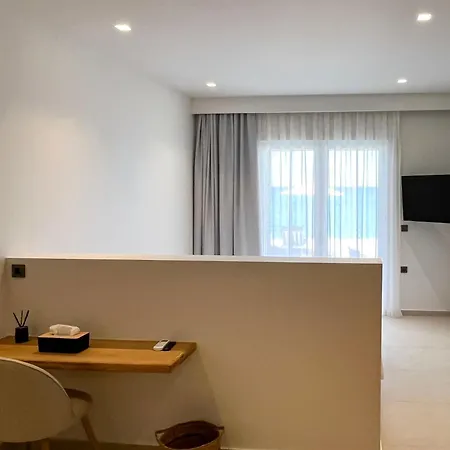 Aeolia Seaside Hotel 2*
