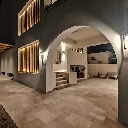 Aeolia Seaside Hotel 2*